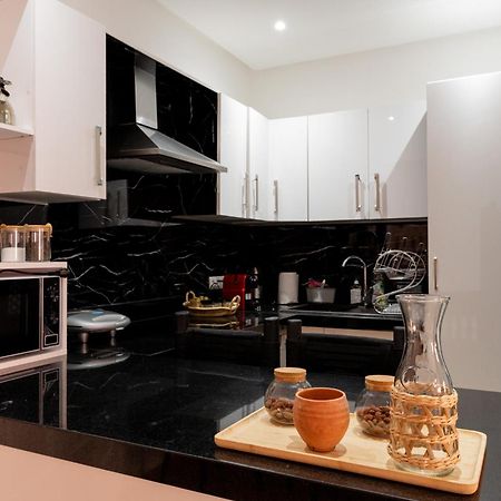 Appartement Centre Marrakech Gueliz - Cool & Cozy Apartment For A Family Stay In The Heart Of The City Marrakesz Zewnętrze zdjęcie